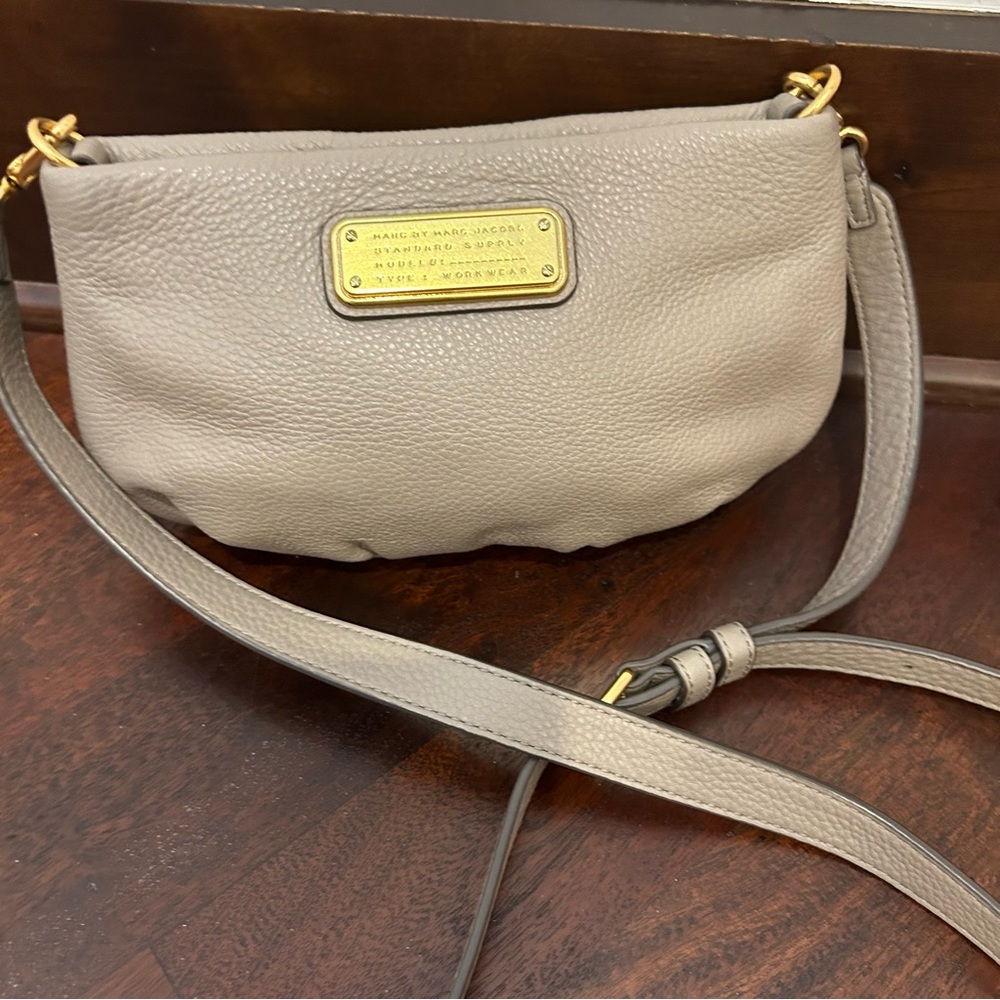 Marc By Marc Jacobs Leathet Crossbody Bag